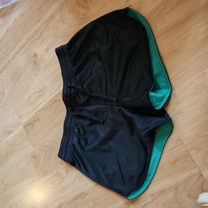 Gym shorts green and grey